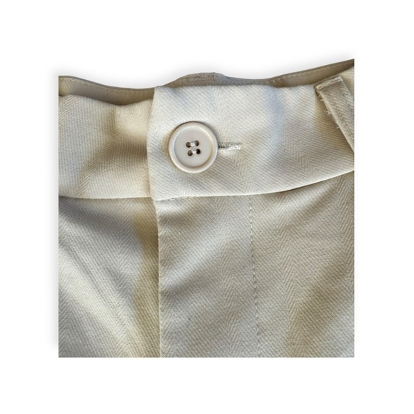 Danielle Bernstein by Who Wore What beige cream shorts Sz 0 XS - Picture 5 of 9